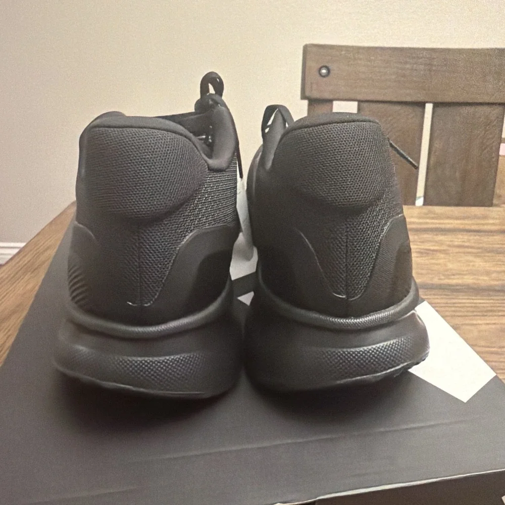 Size 12 - adidas Runfalcon 5 Triple Black …R5